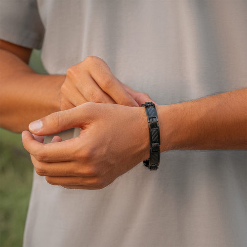 Carbon Fiber Magnetic Bracelet for Men (Black)